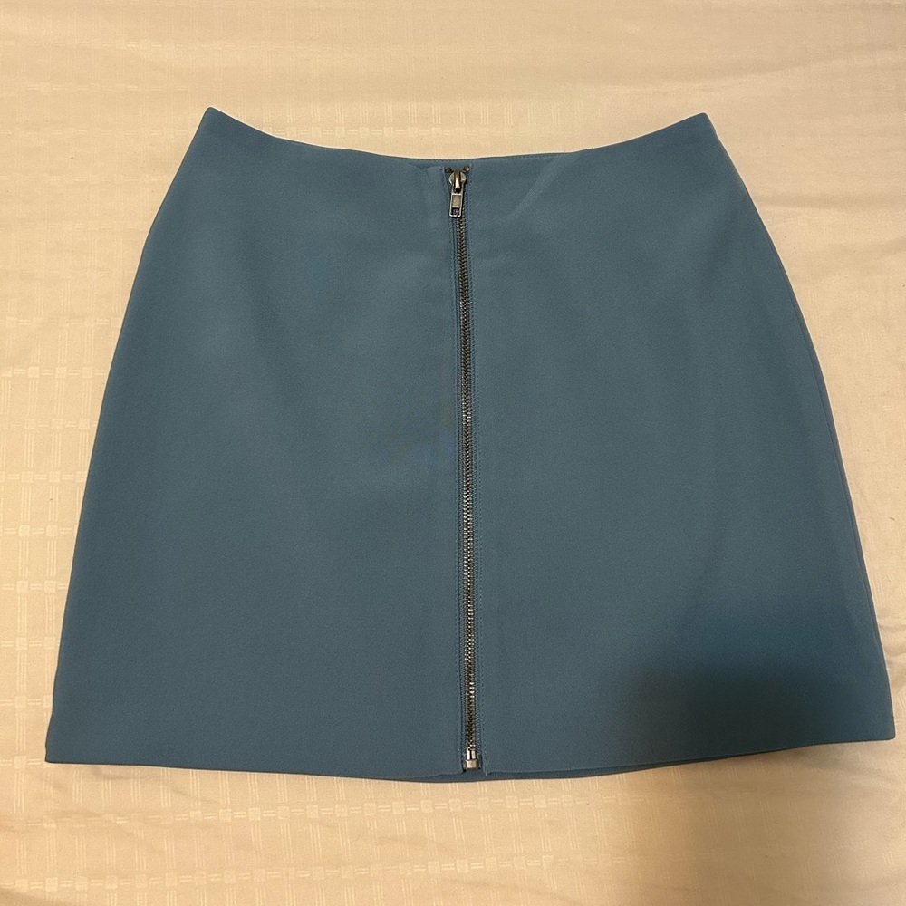 Forever 21 Blue Mini Skirt with Zipper Size S like New - Picture 1 of 5